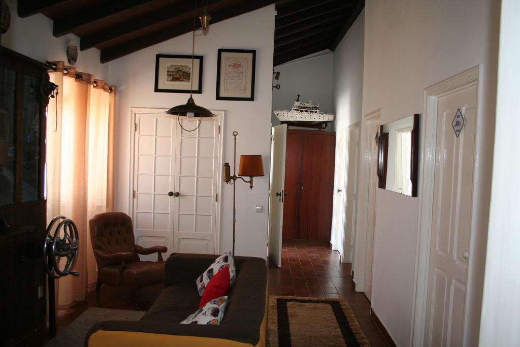 Santa Maria Do Mar Guest House Peniche Exteriör bild